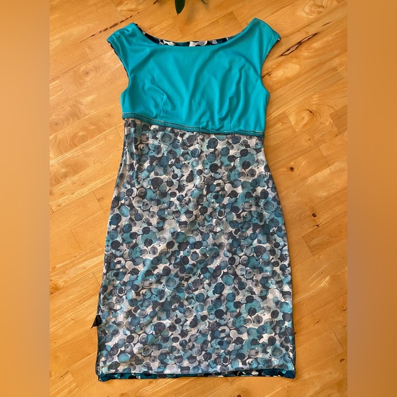 Connected Apparel Cap Sleeve Mock Wrap Dress blue dots - Picture 12 of 16